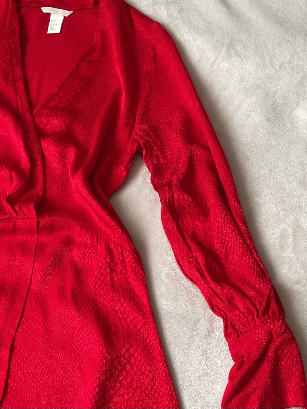 H&M Red Satin Wrap Robe - Picture 3 of 7